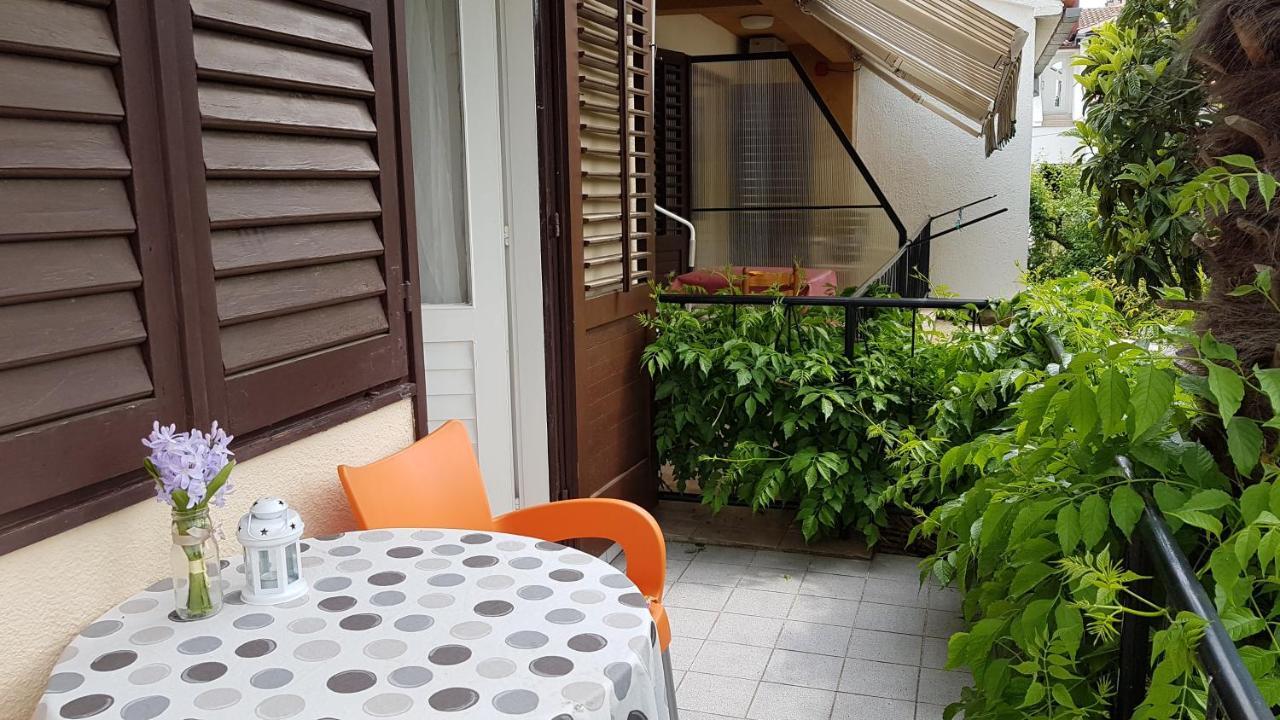 Accomodation Mirjana Rooms Poreč Extérieur photo