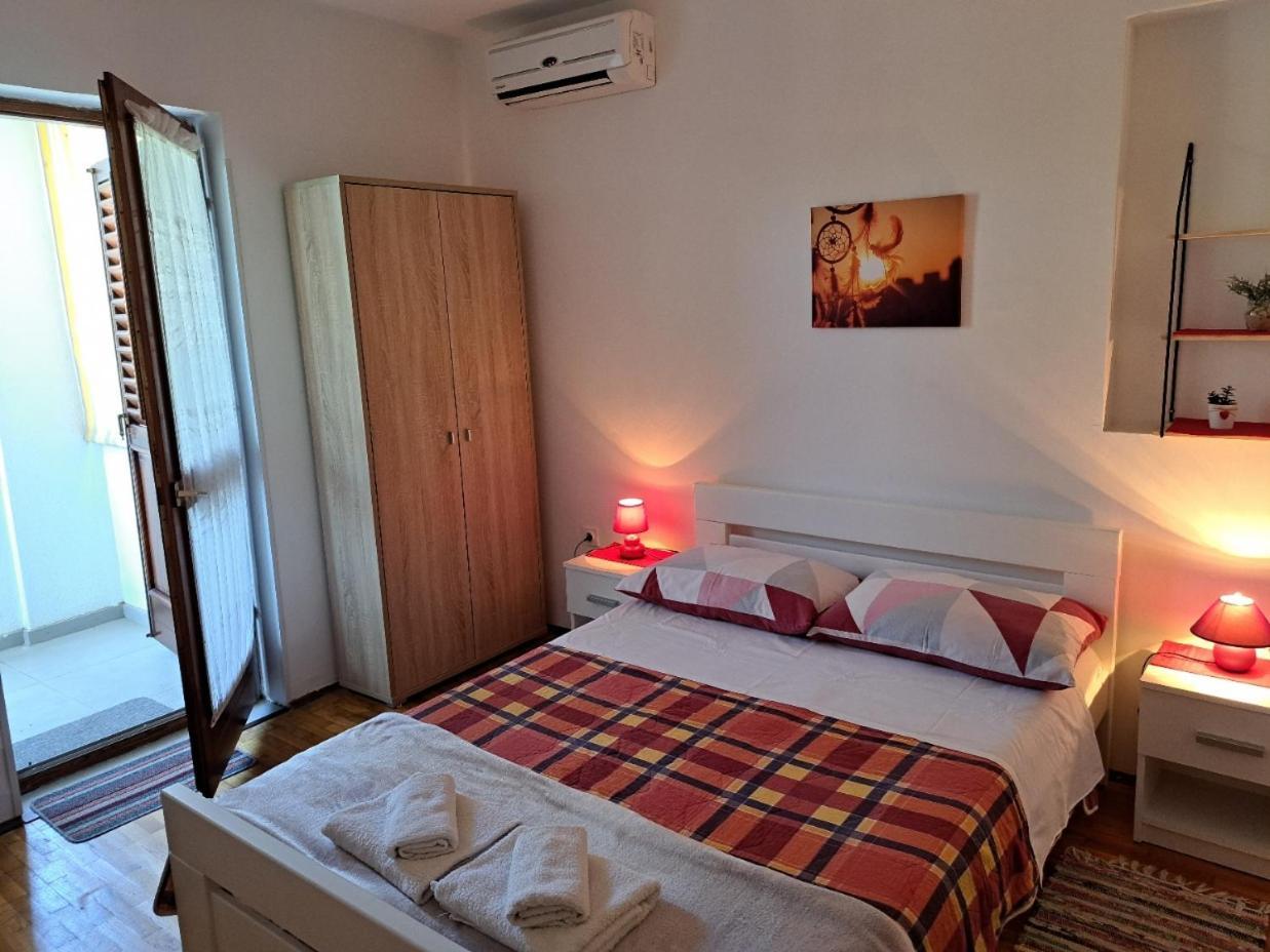 Accomodation Mirjana Rooms Poreč Extérieur photo