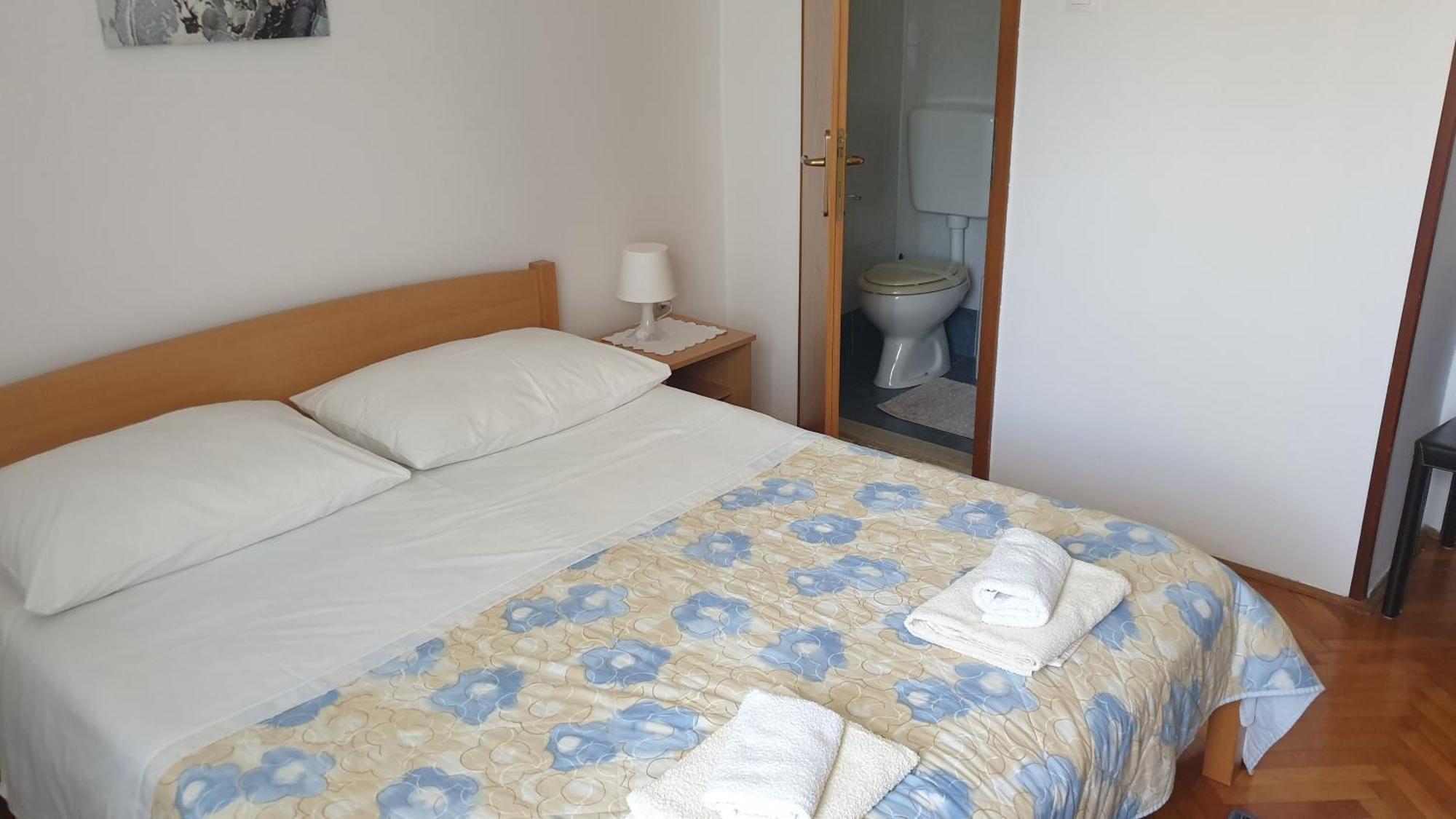 Accomodation Mirjana Rooms Poreč Extérieur photo