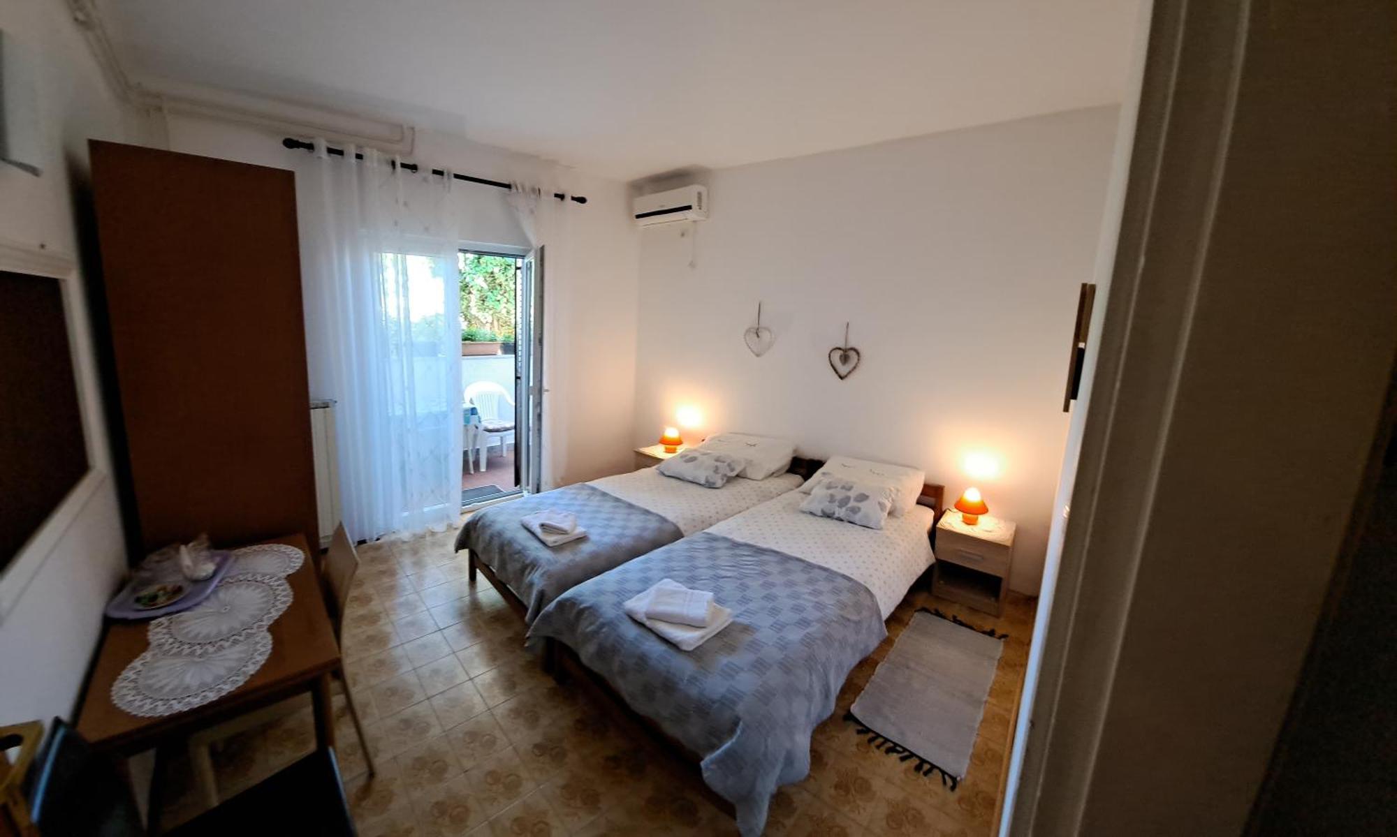 Accomodation Mirjana Rooms Poreč Extérieur photo